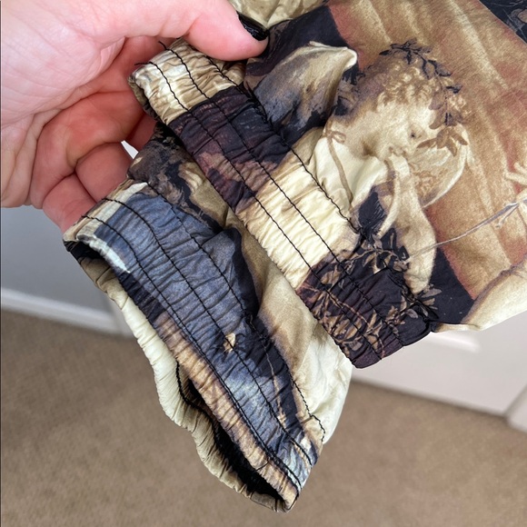 Urban Outfitters renaissance painting joggers size small - Picture 12 of 15